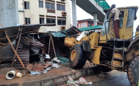 Ogun Government Demolishes Over 200 Illegal Trading Structures, Roadside Shanties in Abeokuta Metropolis