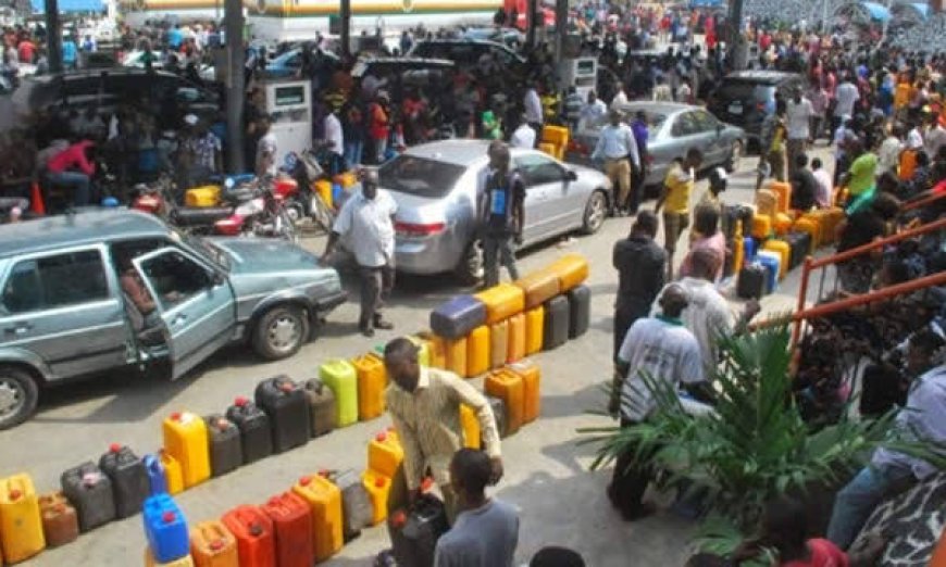 NNPC Cautions Against Panic Buying of Fuel, Says 30 Days Sufficiency Intact