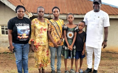 Pelican Valley Visits Widow of Late Ogun Journalist, Comrade Adewunmi, Approves Monthly Stipend for His Widow, Foot Medical Bills and Commit to University Education