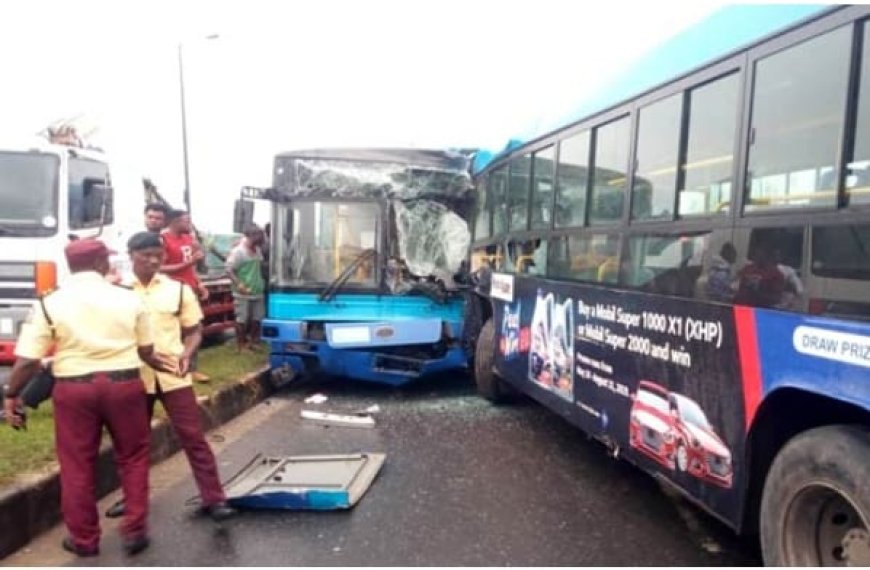 Multiple Passengers Injured As Two BRT Buses Collide in Lagos