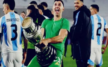 FIFA Suspends Argentina’s Goalkeeper, Emiliano Martinez For 'Offensive Behavior,' Rules Him Out Of October Qualifiers