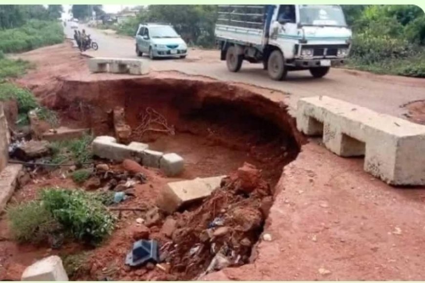 Motorists,Travellers Stranded As Erosion Cuts Off Abeokuta-Ibadan Road