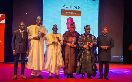 Dapo Abiodun Shines At Nigerian News Direct Awards, Bags 'Man of the Year' Award