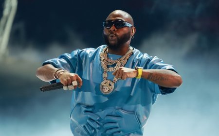 Davido Donates ₦300m to Orphanages to Celebrate His 32nd Birthday