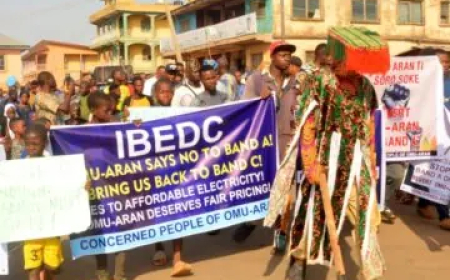 'IBEDC Must Go': Masquerades, Youths Protest Over Electricity Bills Hike in Kwara, Vow to Continue Protest Until Their Demands Are Addressed