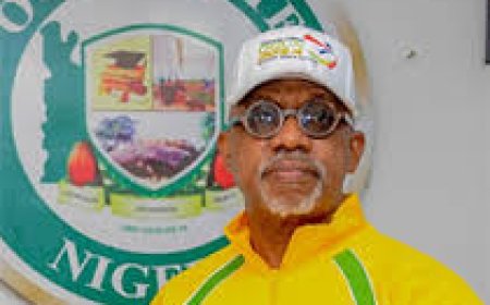 Gateway Games: Abiodun Fulfils N2.5m Cash Promise to Ogun Athletes, Other Medalists
