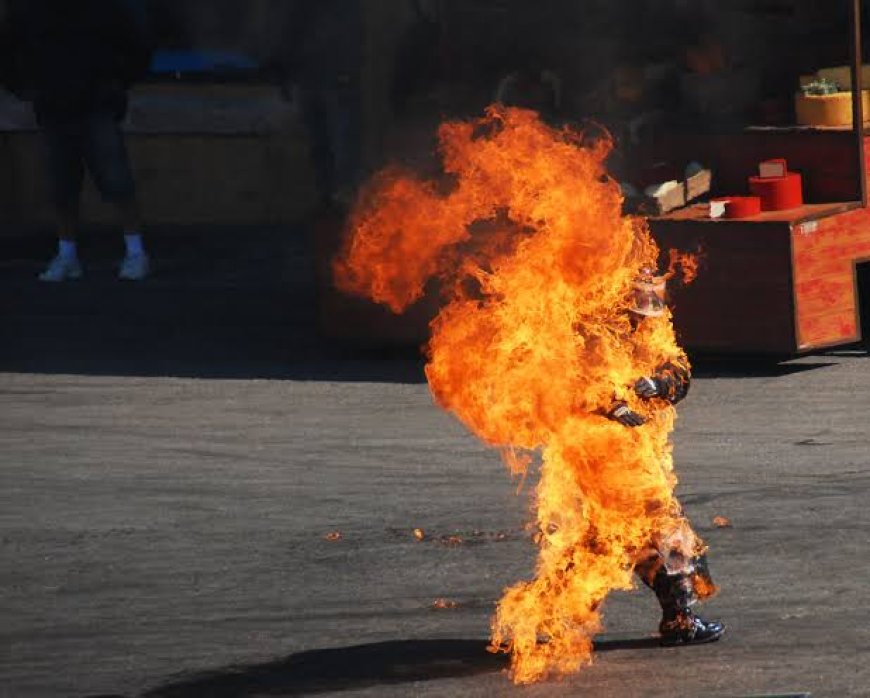 Drama as Nigerian Man Sets Self on Fire, Claims He is Heading to Paradise
