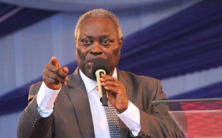 God Will Pick My Successor At His Own Time - Kumuyi Warns Deeper Life members, Rejects Anyone Who Tries to Control Him