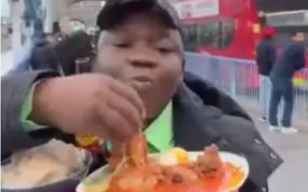 Social Media Knocks, Backlashes Greet UK-Based Nigeria Over Eating Pounded Yam with Bare Hands on London Bridge