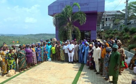 Oko Opo Foundation Puts Smiles on Faces of Hundreds of Widows On Boxing Day With Cash, Food Items, Rekindled Hope