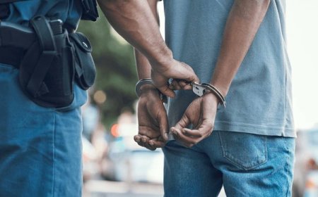 Lagos Police Arrests 20-Year-Old Suspected Scammer at Airport For Defrauding U.S. Victims of Over N1 Billion