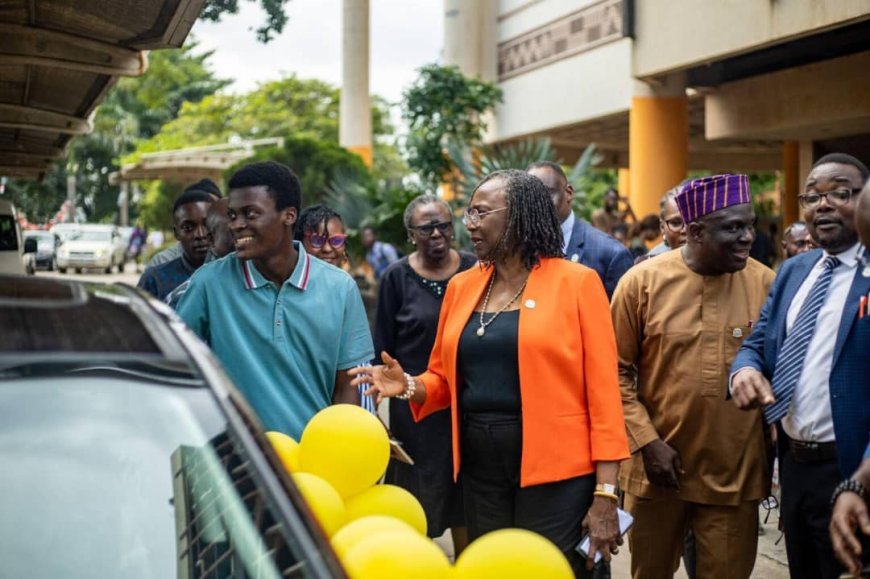 UNILAG Hands Over ₦35m Car Gift to 100-level Student