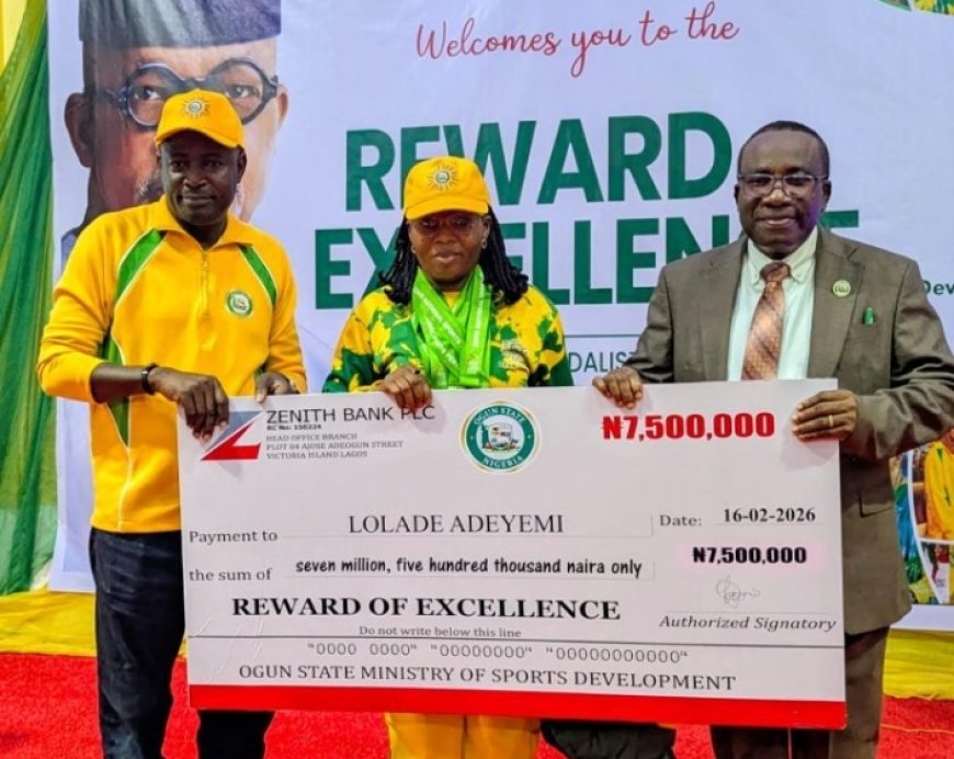 Jubilations As Abiodun Fulfils Promise, Rewards Team Ogun Medalists, Officials with Over N450 Million