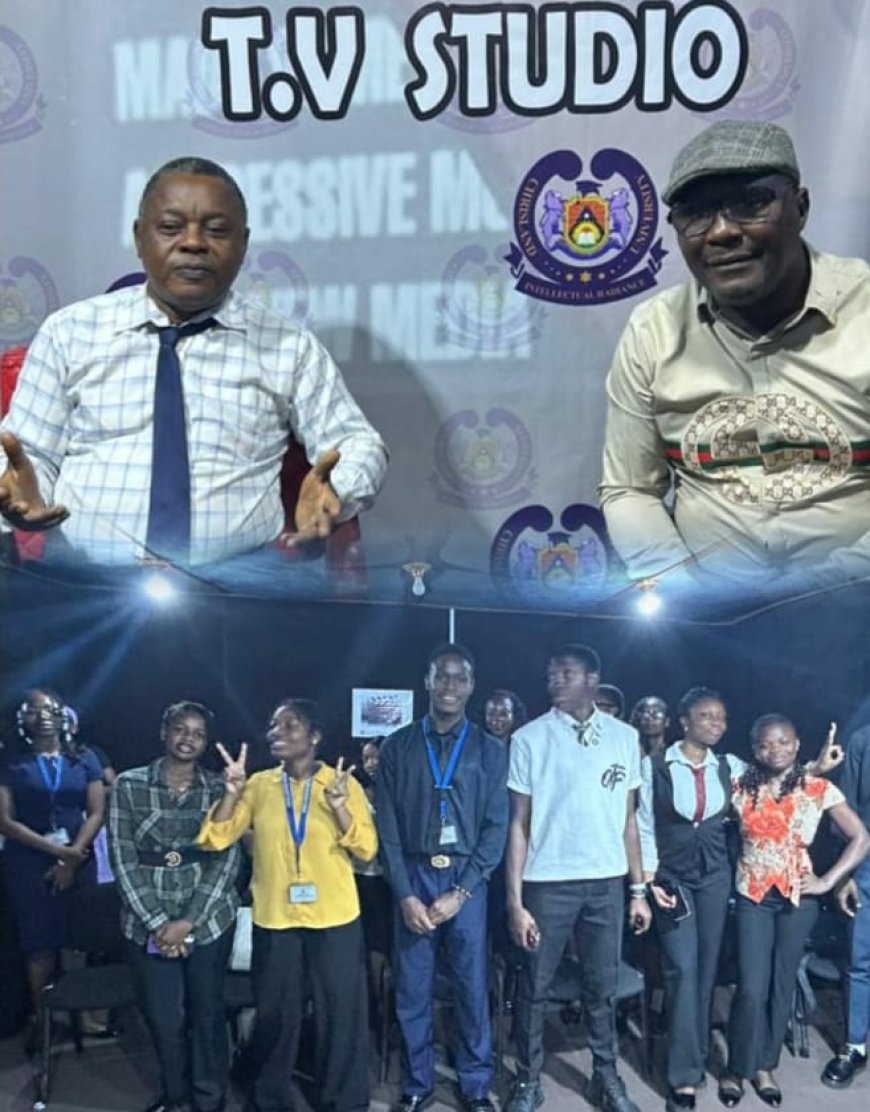 Arowojolu Leads Online Journalism Masterclass for Chrisland University Media Students